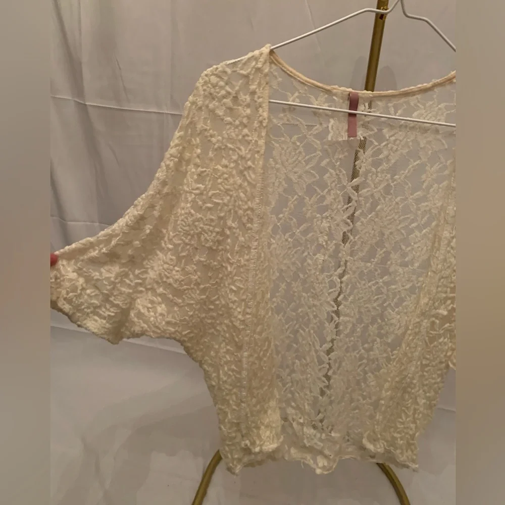 WHITE lace half sleeve cardigan Medium - Picture 3 of 5
